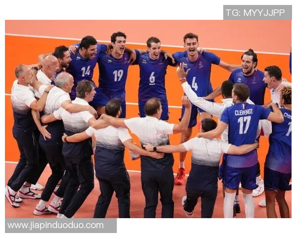 广州排球队的控制革新探索与实践:提升竞技水平的新路径解析 广州排球队的控制革新探索与实践:提升竞技水平的新路径解析