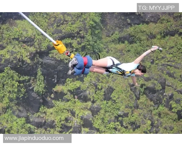 极限运动世界杯聚焦北京攀岩队奋斗历程与荣耀时刻 极限运动世界杯聚焦北京攀岩队奋斗历程与荣耀时刻