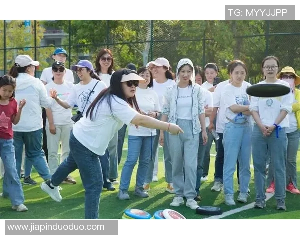 重庆飞盘队荣登全国飞盘战术排行榜第二名展现实力与团队默契 重庆飞盘队荣登全国飞盘战术排行榜第二名展现实力与团队默契